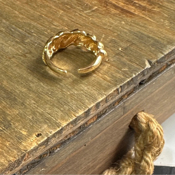 Gold steel cuff adjustable ring/ manifesting wealth / good fortune/crown chakra - Picture 3 of 6